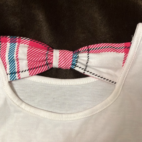 NWT Girl’s Cynthia Rowley Long Sleeve Cream Holiday Shirt w/ back bow detail - Picture 5 of 8